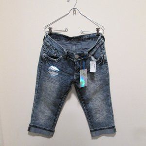 Almost Famous Juniors Capri Jeans Blue NEW Size 9